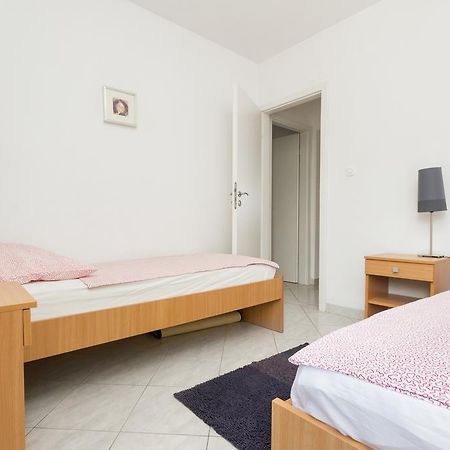 Hippocampus Apartments Mimice Luaran gambar